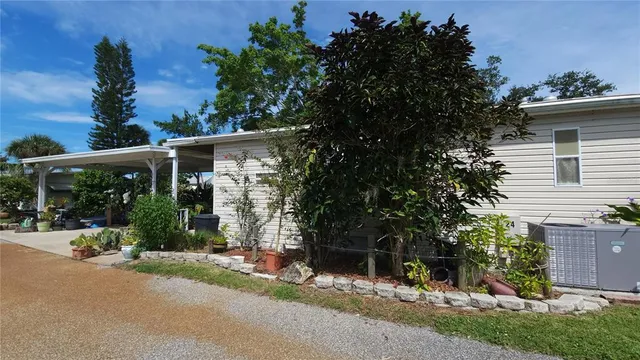 $129,700 | 3275 26th Avenue East, Unit 24, Bradenton, FL 34208