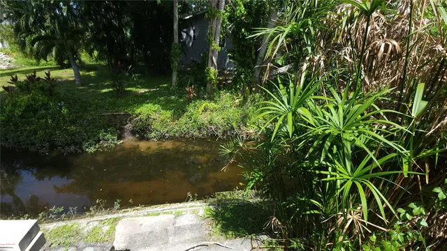 $129,700 | 3275 26th Avenue East, Unit 24, Bradenton, FL 34208