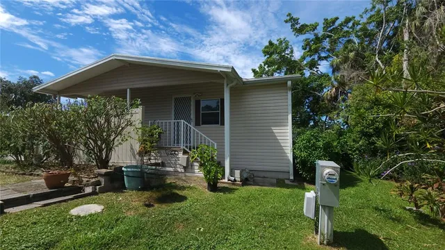 $129,700 | 3275 26th Avenue East, Unit 24, Bradenton, FL 34208