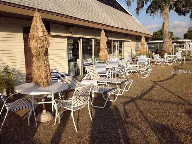 $129,700 | 3275 26th Avenue East, Unit 24, Bradenton, FL 34208