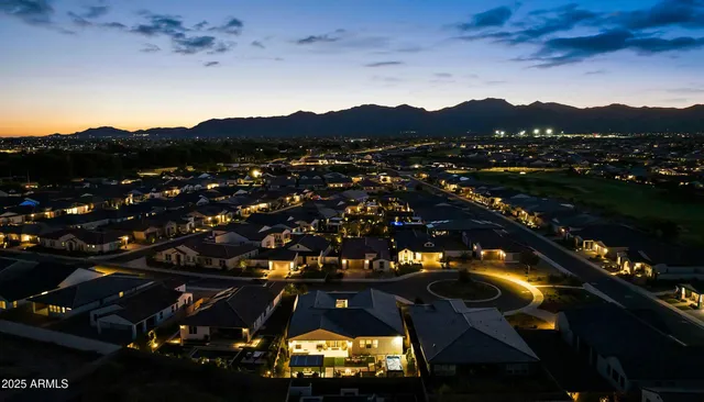 $3,300 | 10921 North Blakely Street, Surprise, AZ 85388