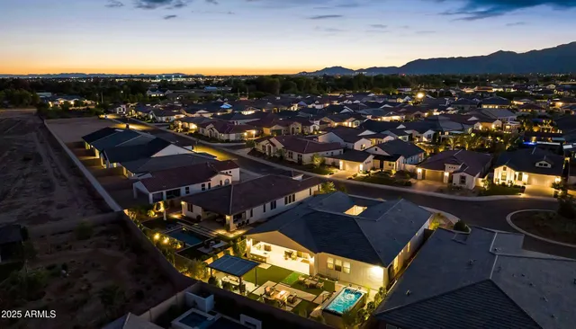 $3,300 | 10921 North Blakely Street, Surprise, AZ 85388