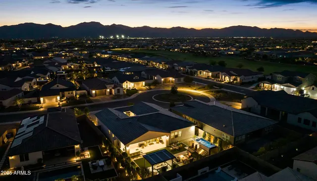 $3,300 | 10921 North Blakely Street, Surprise, AZ 85388