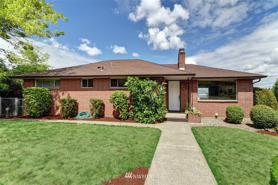 516 South 15th Street Renton, WA 98055 - Photo 2 of 25