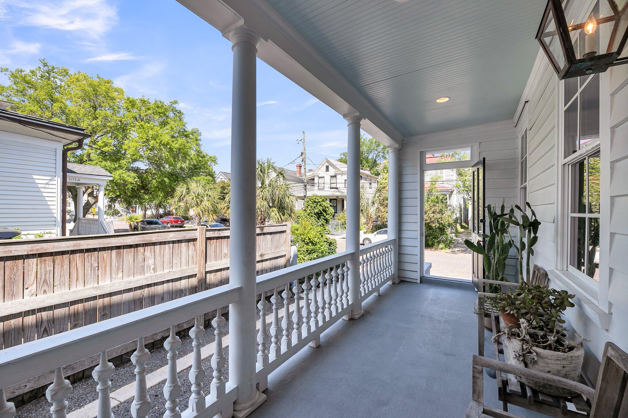 103 Fishburne Street Charleston, SC 29403 - Photo 5 of 41 CREM - 103 Fishburne-38