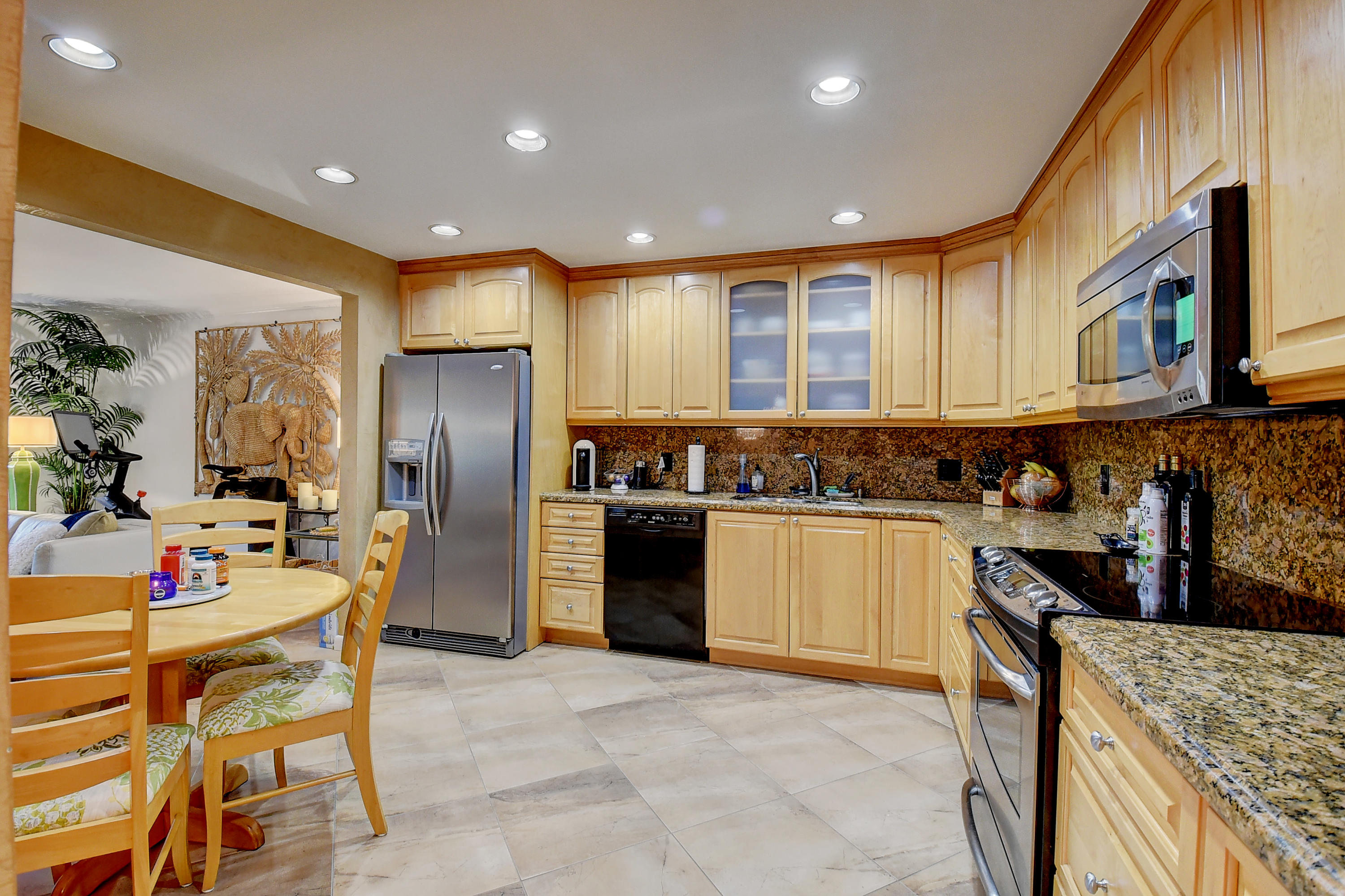 5101 North Ocean Boulevard, Unit B Ocean Ridge, FL 33435 - Photo 12 of 39 12_virtuals1 (56)