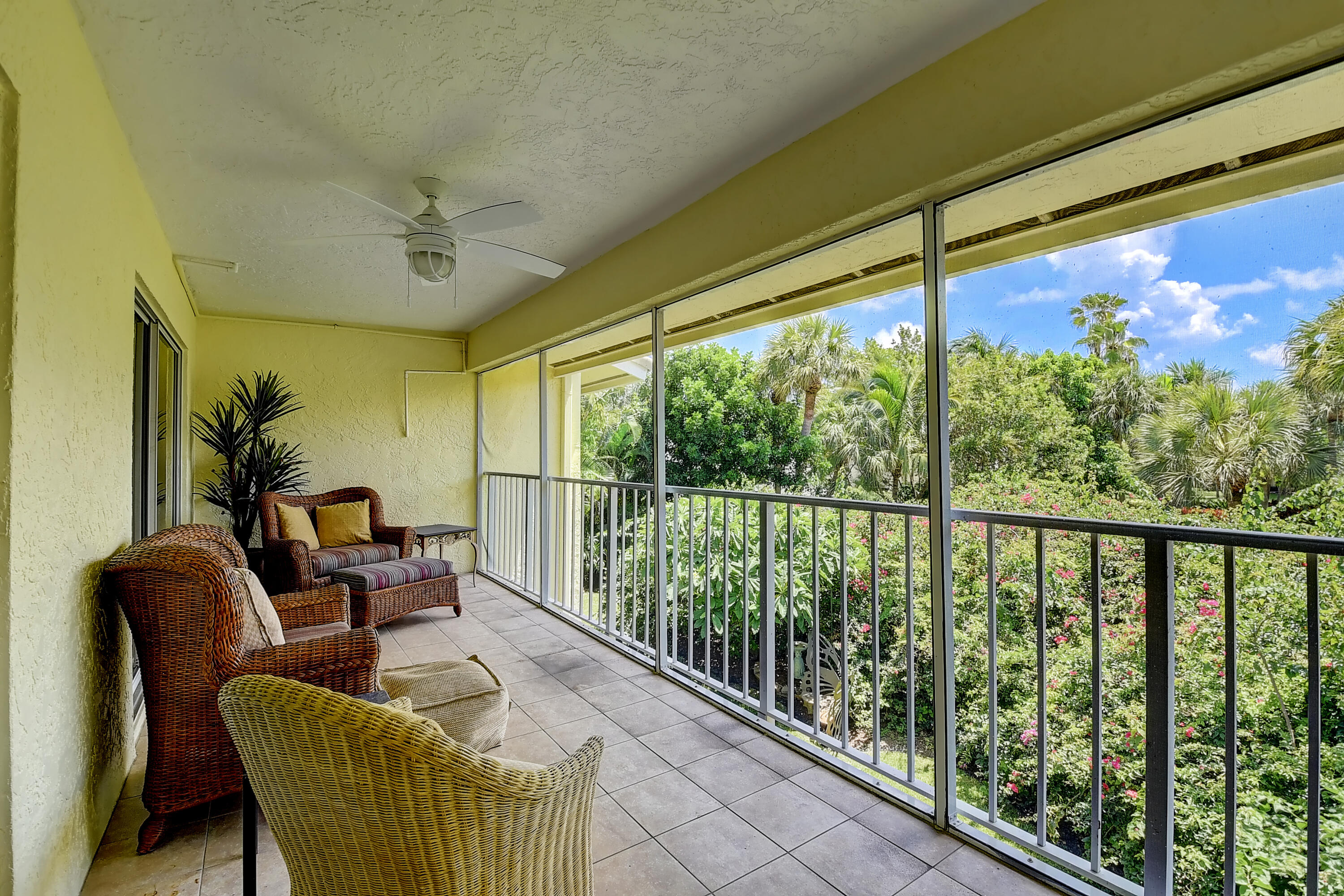 5101 North Ocean Boulevard, Unit B Ocean Ridge, FL 33435 - Photo 30 of 39 30_virtuals1 (74)