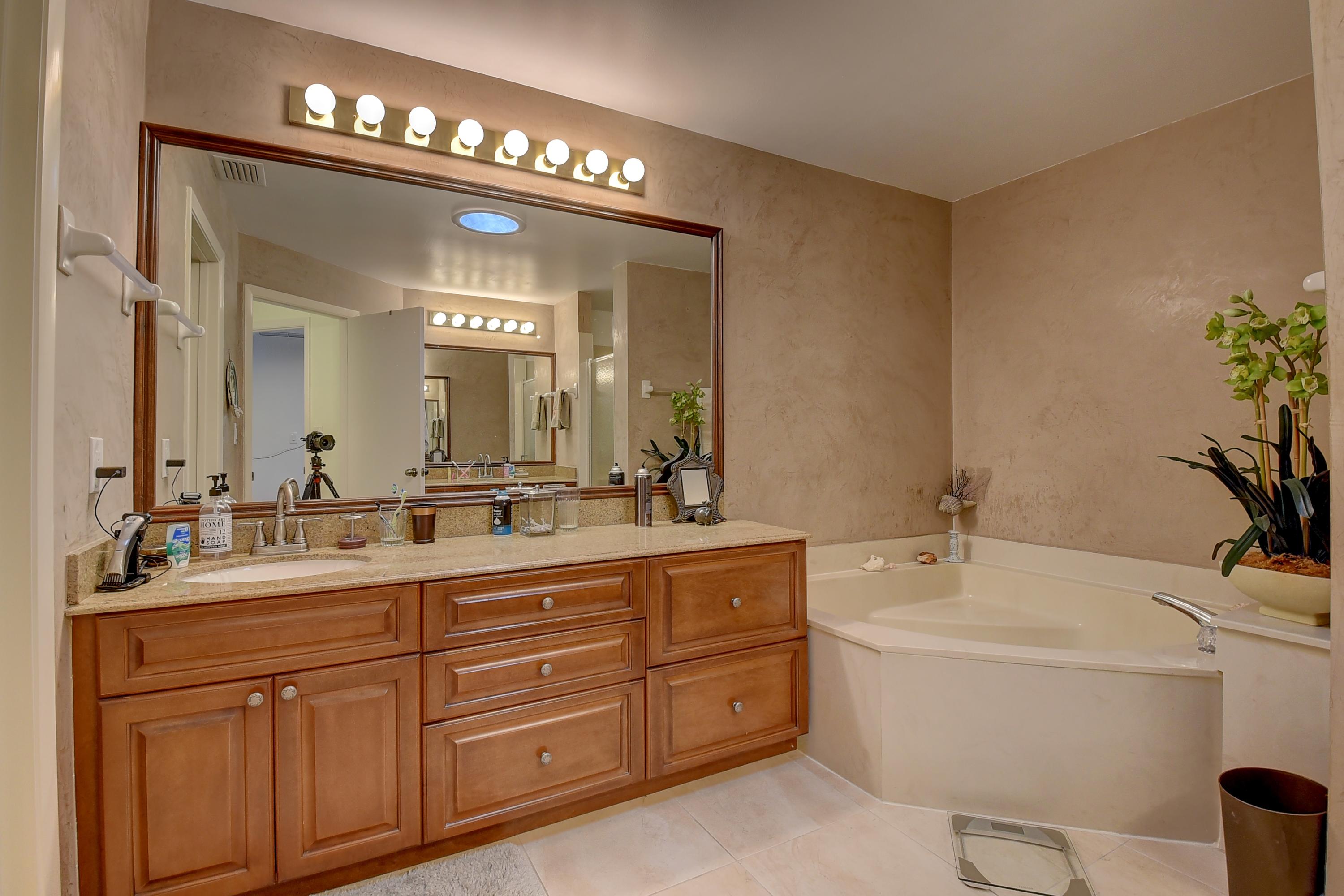 5101 North Ocean Boulevard, Unit B Ocean Ridge, FL 33435 - Photo 33 of 39 33_virtuals1 (77)