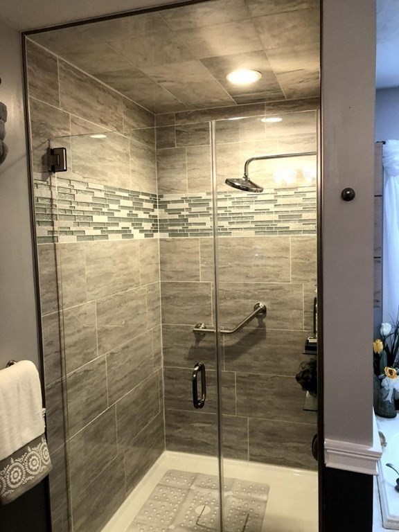 56 Davis Road Westminster, MA 01473 - Photo 21 of 33