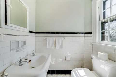 $750,000 | 55 Luddington Road, West Orange, NJ 07052