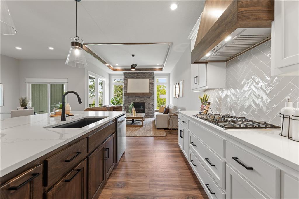 24924 West 145th Street Olathe, KS 66061 - Photo 14 of 34