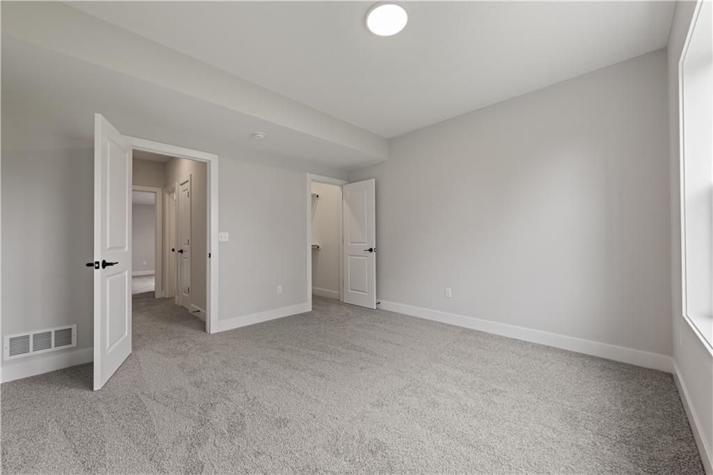 24924 West 145th Street Olathe, KS 66061 - Photo 31 of 34