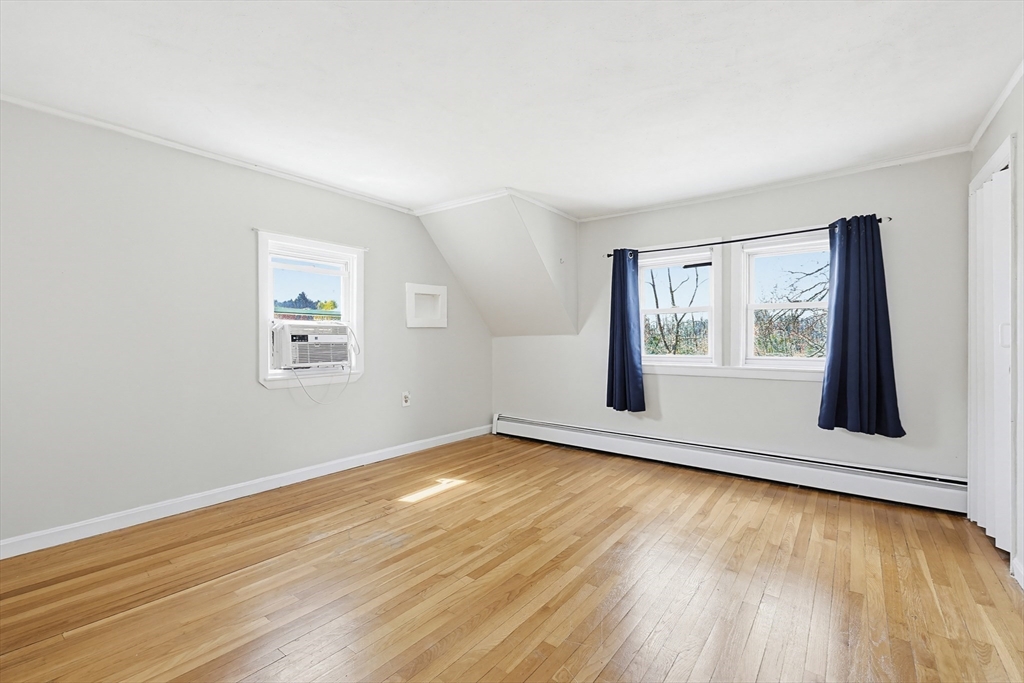 61 Ruth Avenue Dracut, MA 01826 - Photo 13 of 41
