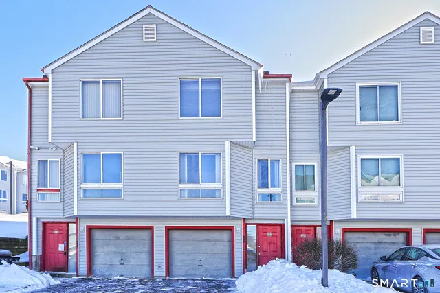 $185,000 | 1423 Quinnipiac Avenue, Unit 302, New Haven, CT 06513