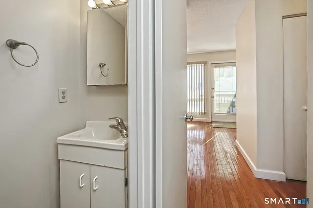 $185,000 | 1423 Quinnipiac Avenue, Unit 302, New Haven, CT 06513