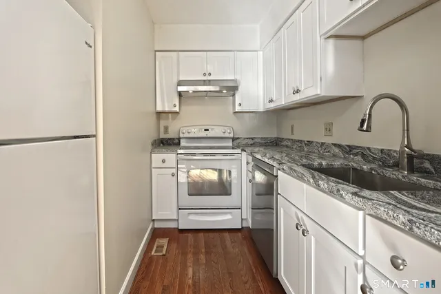 $185,000 | 1423 Quinnipiac Avenue, Unit 302, New Haven, CT 06513