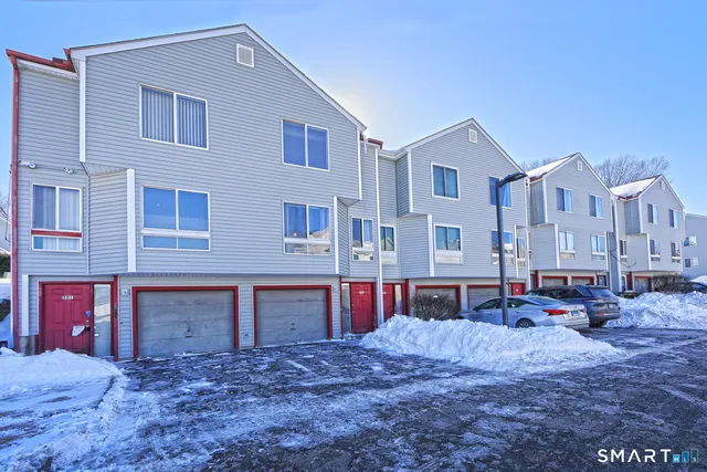 $185,000 | 1423 Quinnipiac Avenue, Unit 302, New Haven, CT 06513