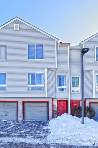 $185,000 | 1423 Quinnipiac Avenue, Unit 302, New Haven, CT 06513