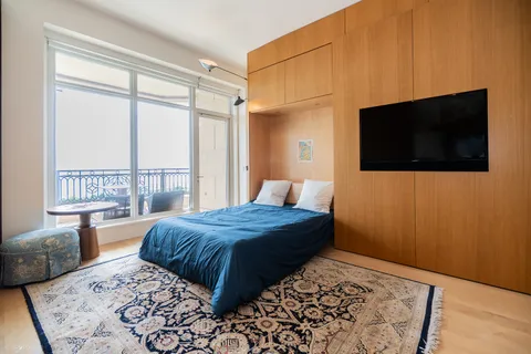 $2,999,000 | 2550 North Lakeview Avenue, Unit S2502, Chicago, IL 60614