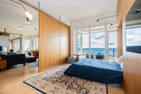 $2,999,000 | 2550 North Lakeview Avenue, Unit S2502, Chicago, IL 60614