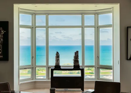 $2,999,000 | 2550 North Lakeview Avenue, Unit S2502, Chicago, IL 60614