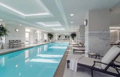 $2,999,000 | 2550 North Lakeview Avenue, Unit S2502, Chicago, IL 60614