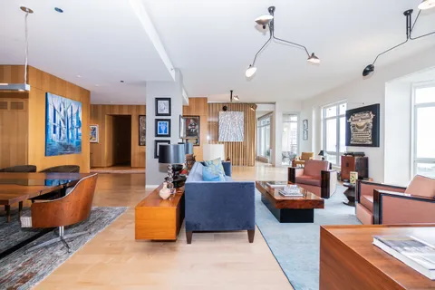 $2,999,000 | 2550 North Lakeview Avenue, Unit S2502, Chicago, IL 60614