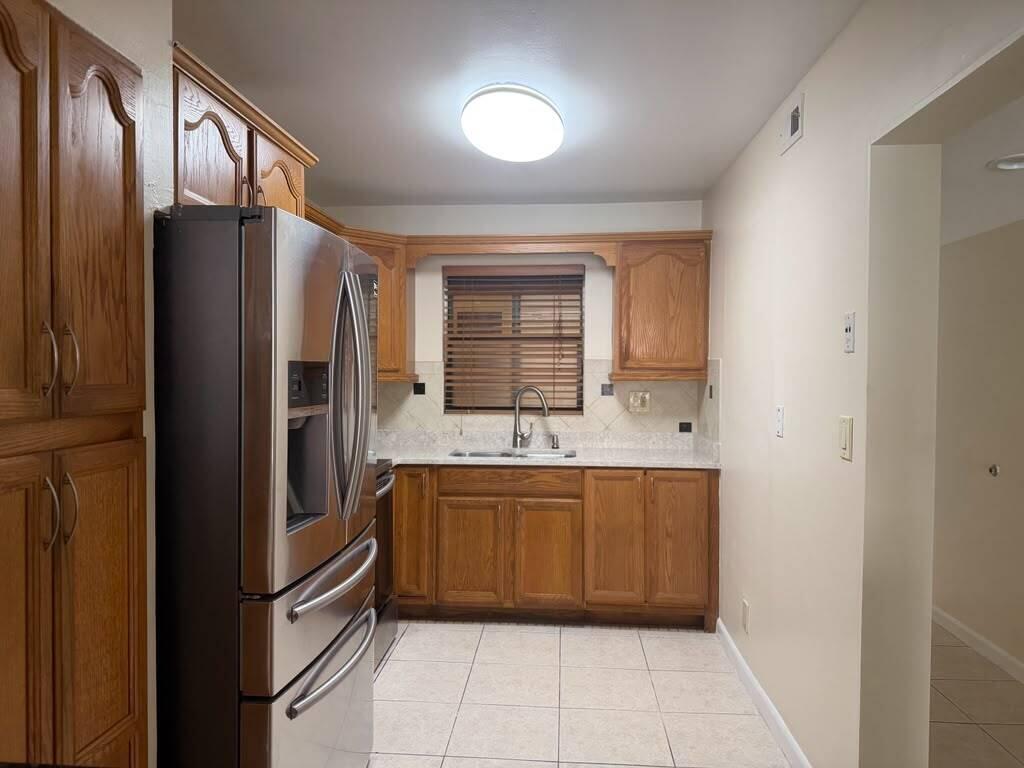 2977 Riverside Drive Coral Springs, FL 33065 - Photo 11 of 24 WhatsApp Image 2026-06-28 at 16.50.53 (1