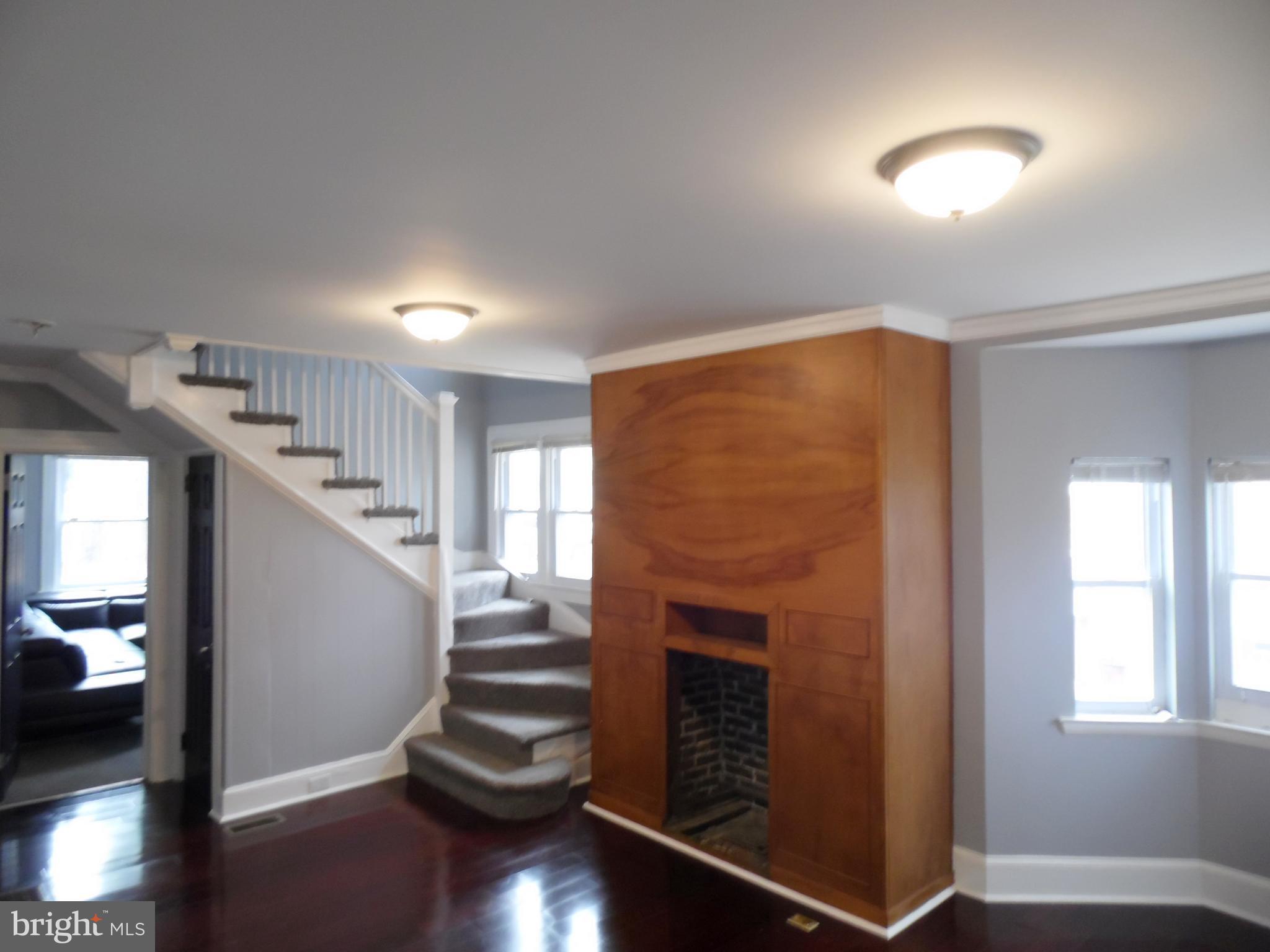 3727 Nortonia Road Baltimore, MD 21216 - Photo 5 of 21 Living Room