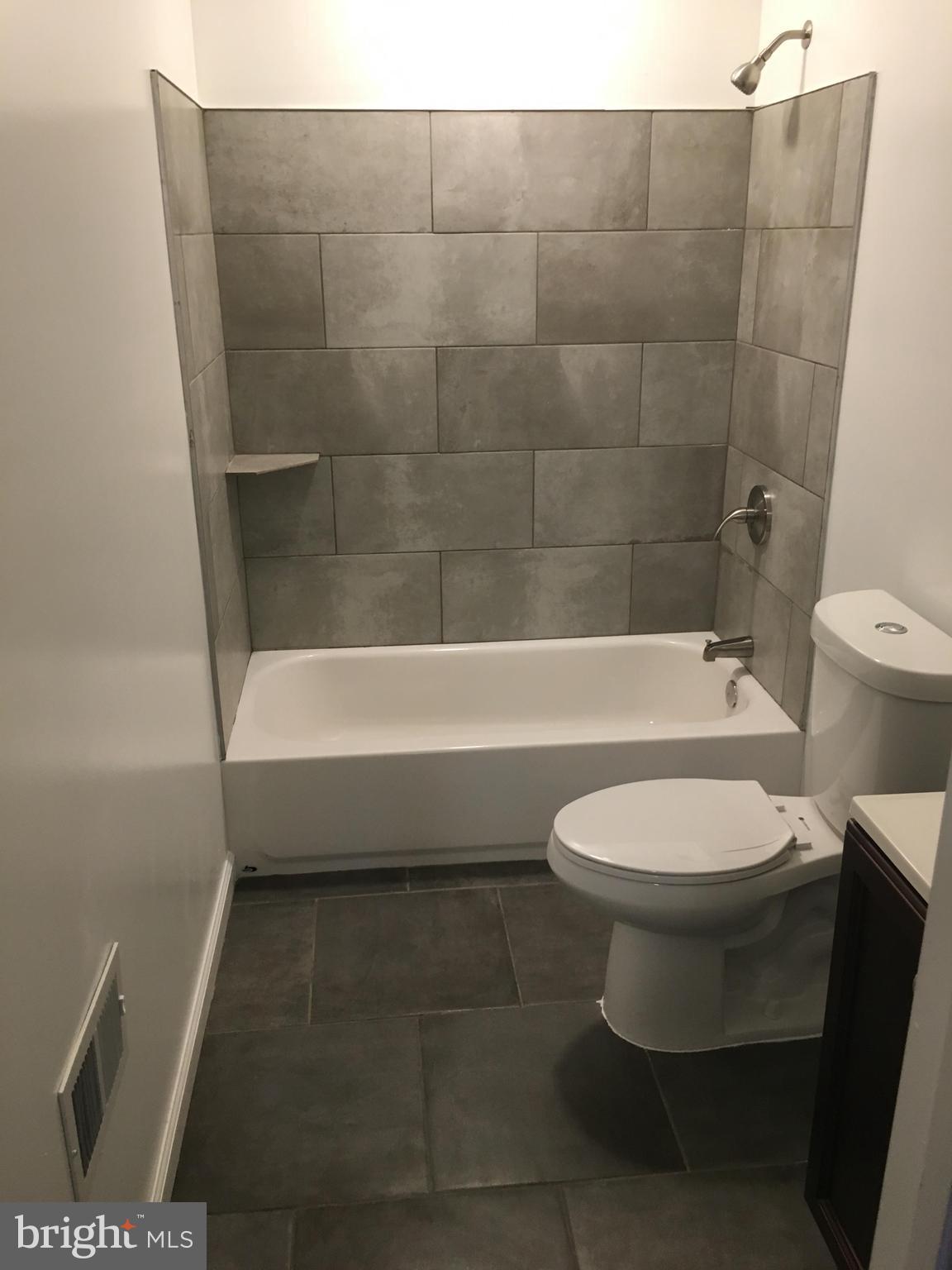 3727 Nortonia Road Baltimore, MD 21216 - Photo 9 of 21 Bath