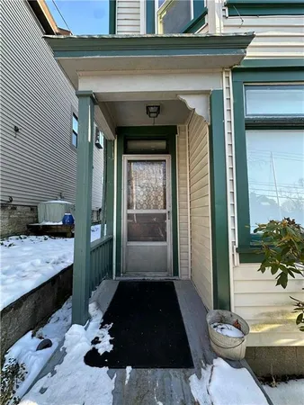 $1,600 | 115 Meade Avenue, Pittsburgh, PA 15202