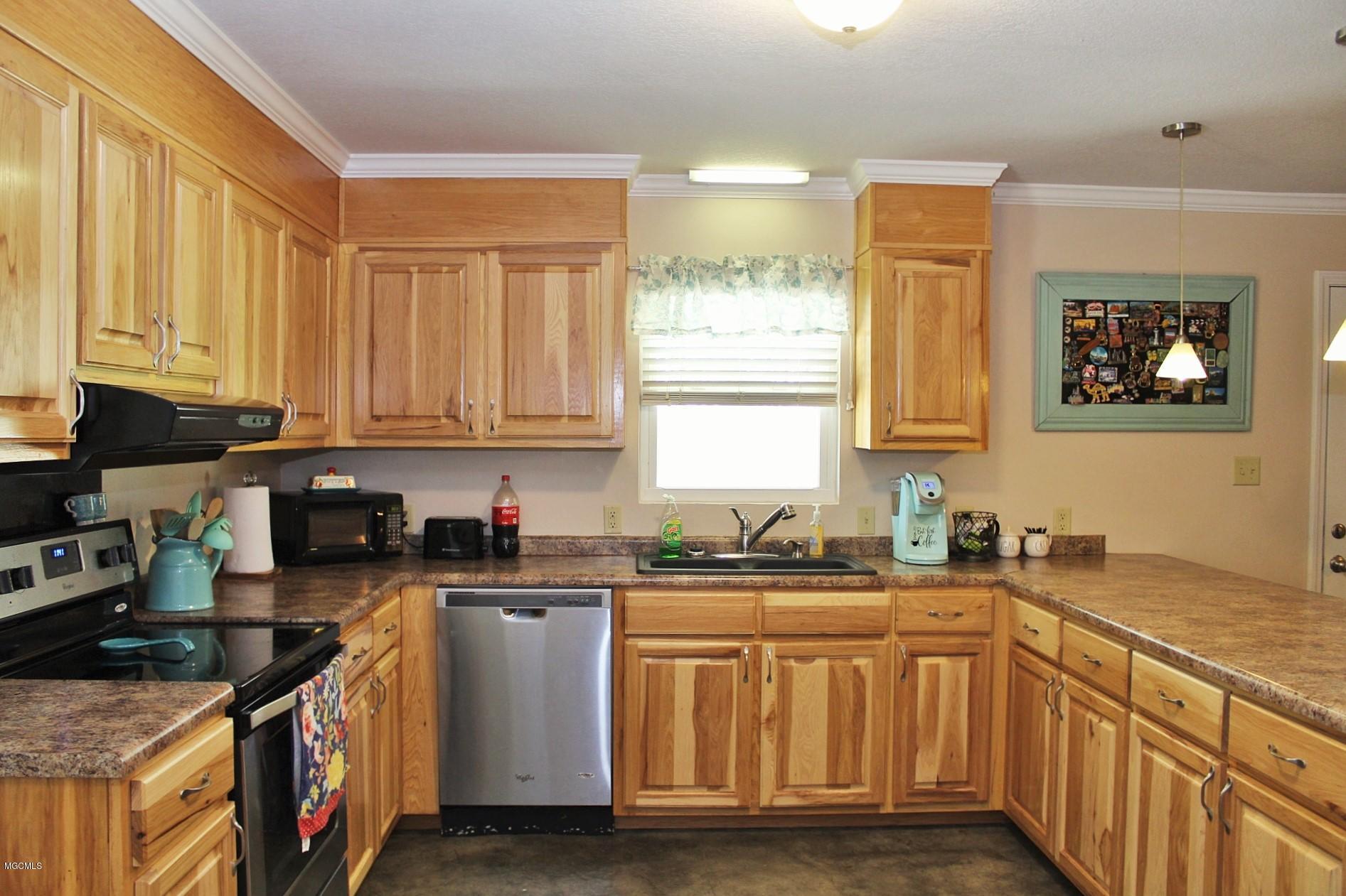 131 Shipman Firetower Road Lucedale, MS 39452 - Photo 6 of 26 6-Kitchen