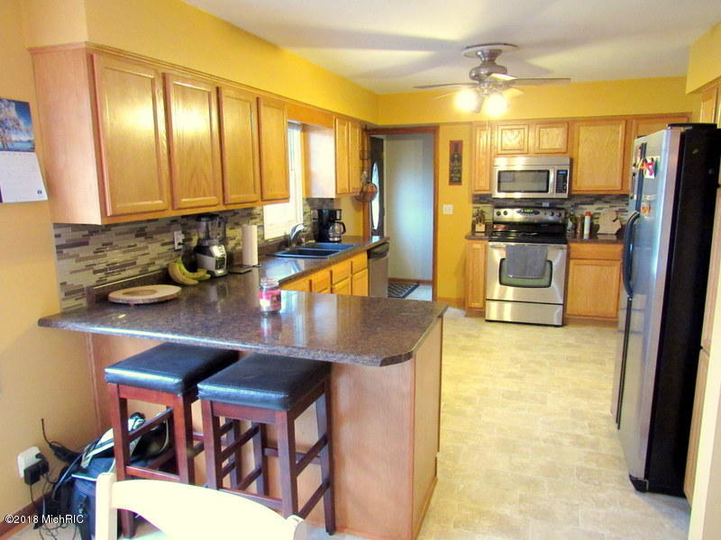 21688 North R Drive Olivet, MI 49076 - Photo 13 of 22 Gallery Image 13