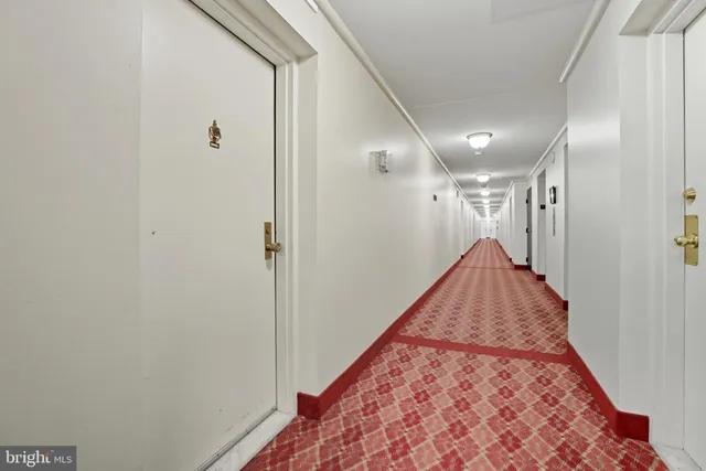 a car parked in front of a building