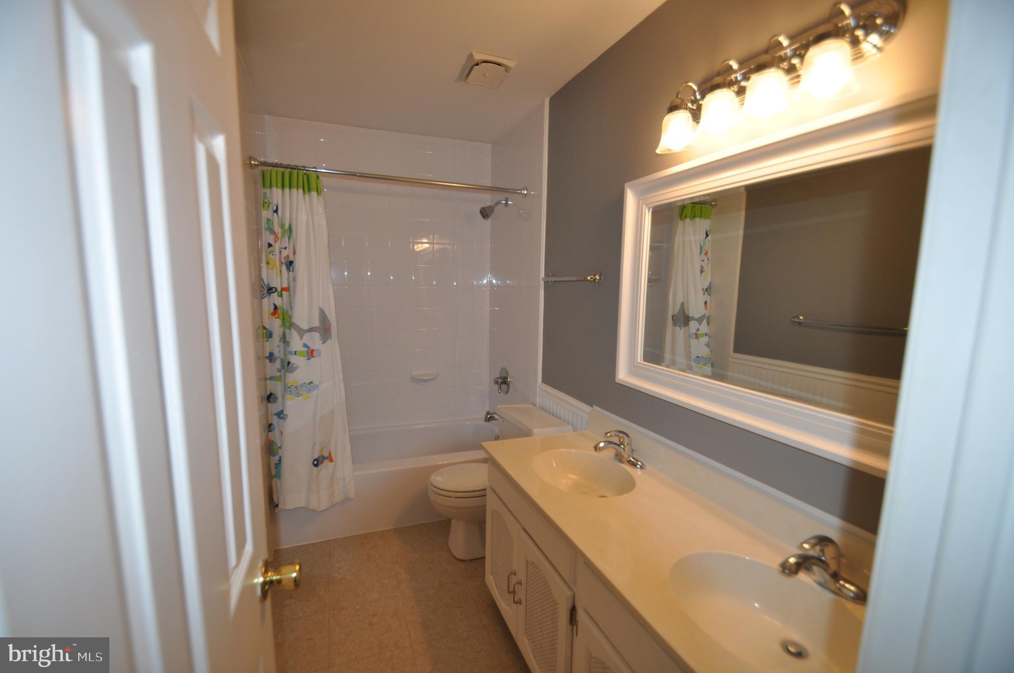 100 Country Flower Road Newark, DE 19711 - Photo 15 of 24 Renovated guest bathroom