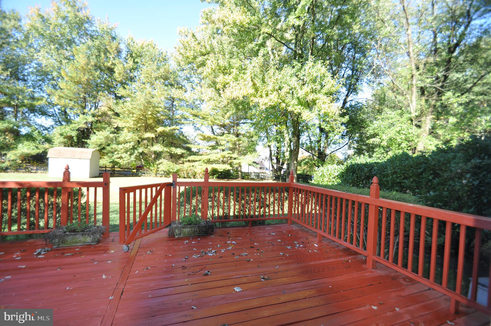 100 Country Flower Road Newark, DE 19711 - Photo 20 of 24 "Sunset" retractable awning