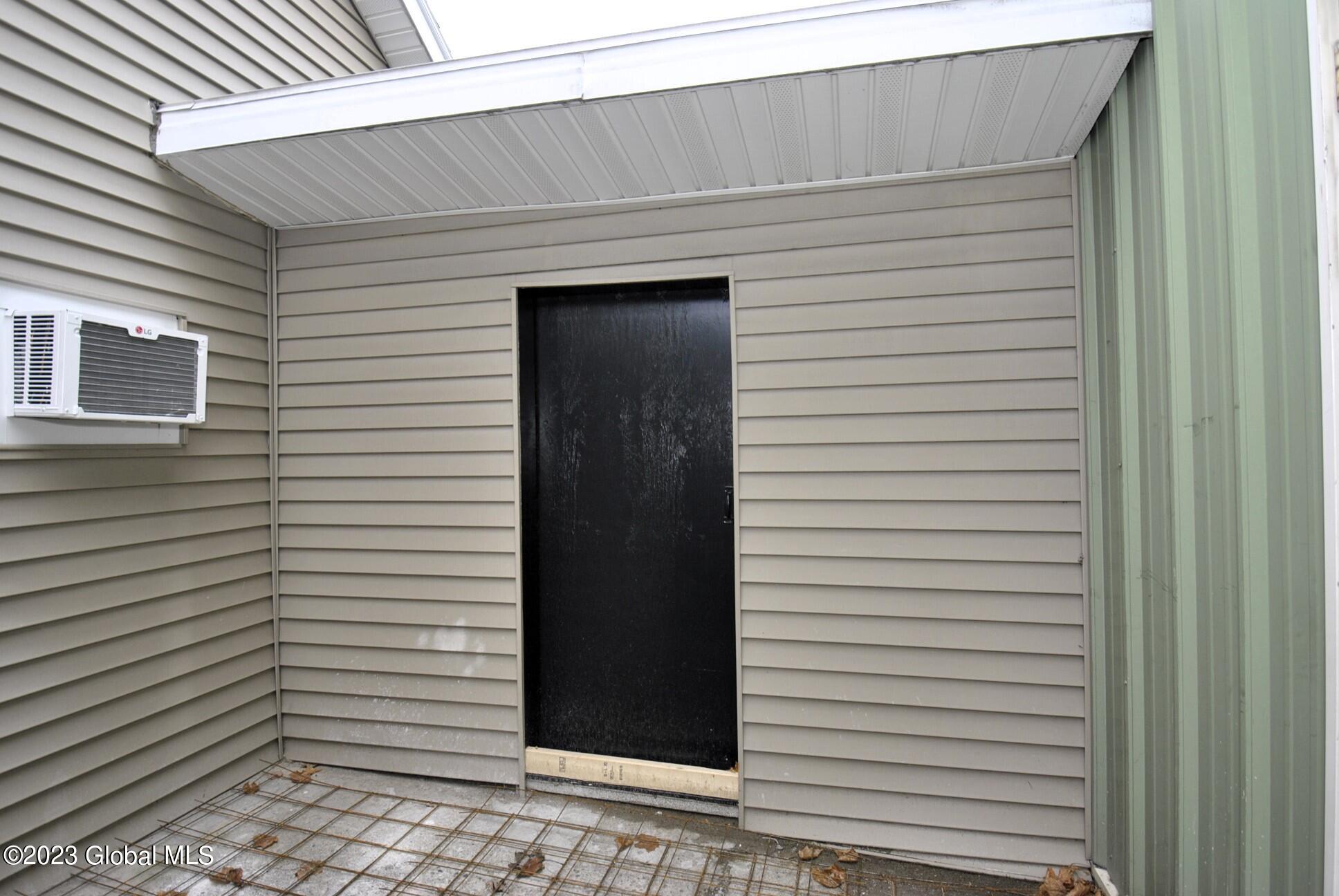 104 Sand Creek Road Colonie, NY 12205 - Photo 17 of 18 _DSC0559