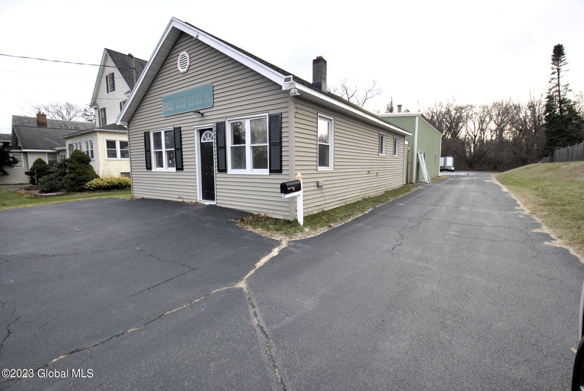 104 Sand Creek Road Colonie, NY 12205 - Photo 2 of 18 _DSC0546