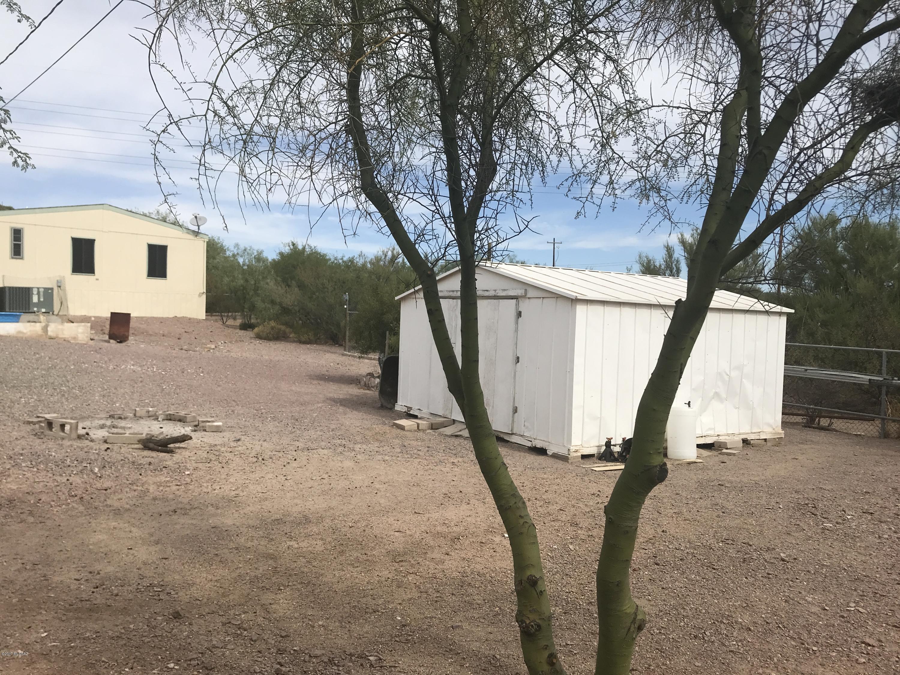 4213 West Valencia Road Tucson, AZ 85746 - Photo 4 of 26 Gallery Image 4