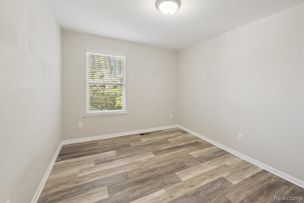 816 Nelson's Ridge Drive Howell, MI 48843 - Photo 15 of 36