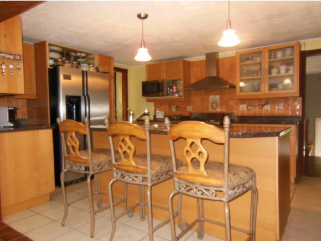 31 Gale Village Road Newton, NH 03858 - Photo 1 of 21 Gallery Image 1
