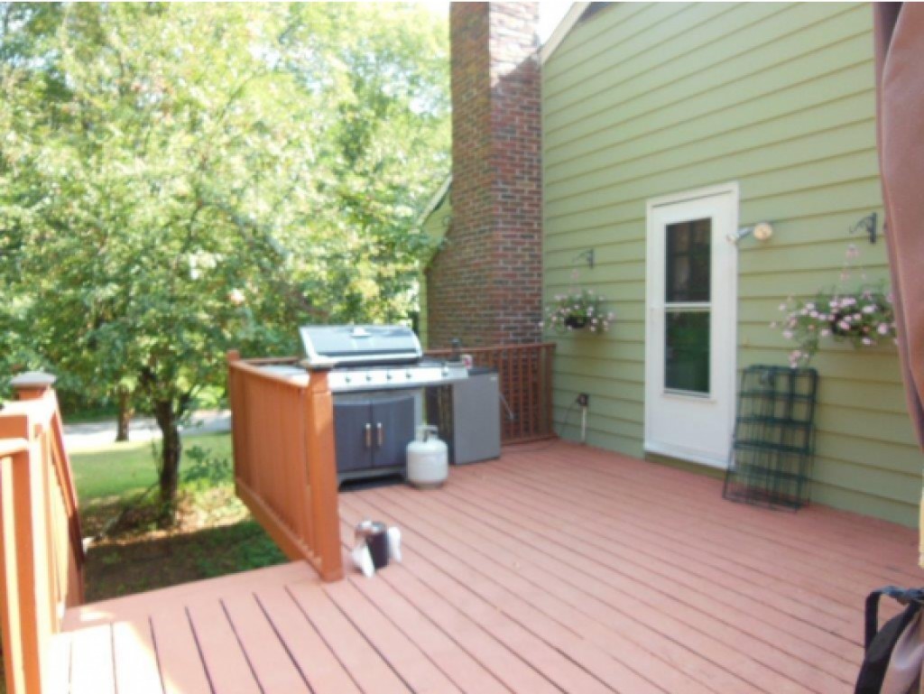 31 Gale Village Road Newton, NH 03858 - Photo 10 of 21 Gallery Image 10