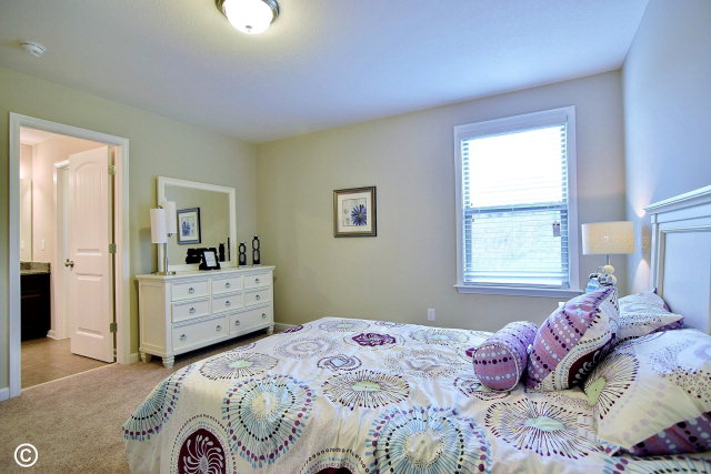 2510 Ridgewood Way Phenix City, undefined 36870 - Photo 16 of 20 a bedroom with a bed and a window