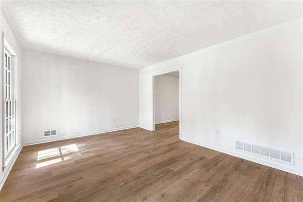 $2,300 | 444 Wellington Way, Jonesboro, GA 30238