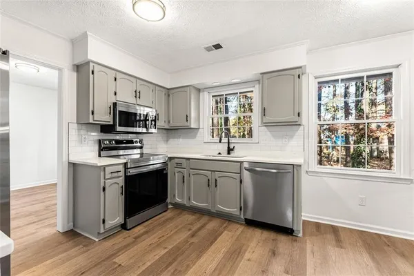 $2,300 | 444 Wellington Way, Jonesboro, GA 30238