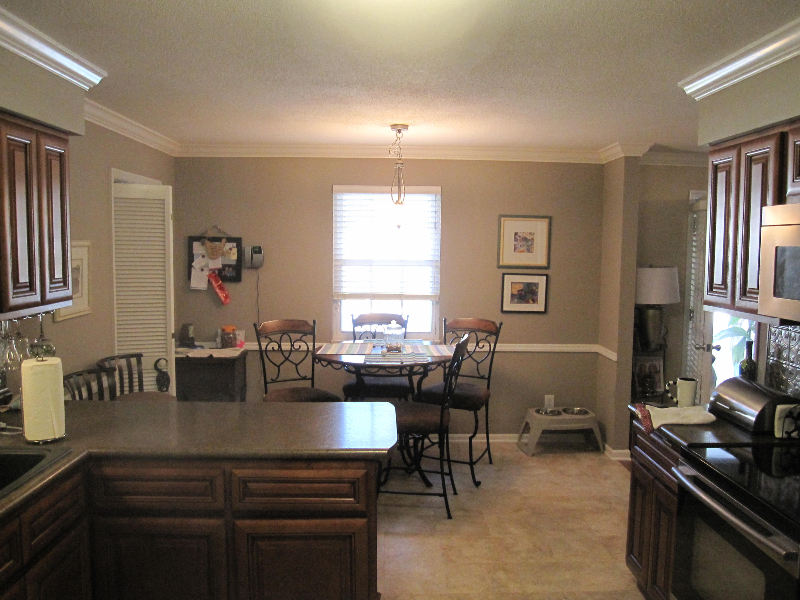 7700 Keswick Road, Unit 15 Powell, TN 37849 - Photo 7 of 20 IMG_3862