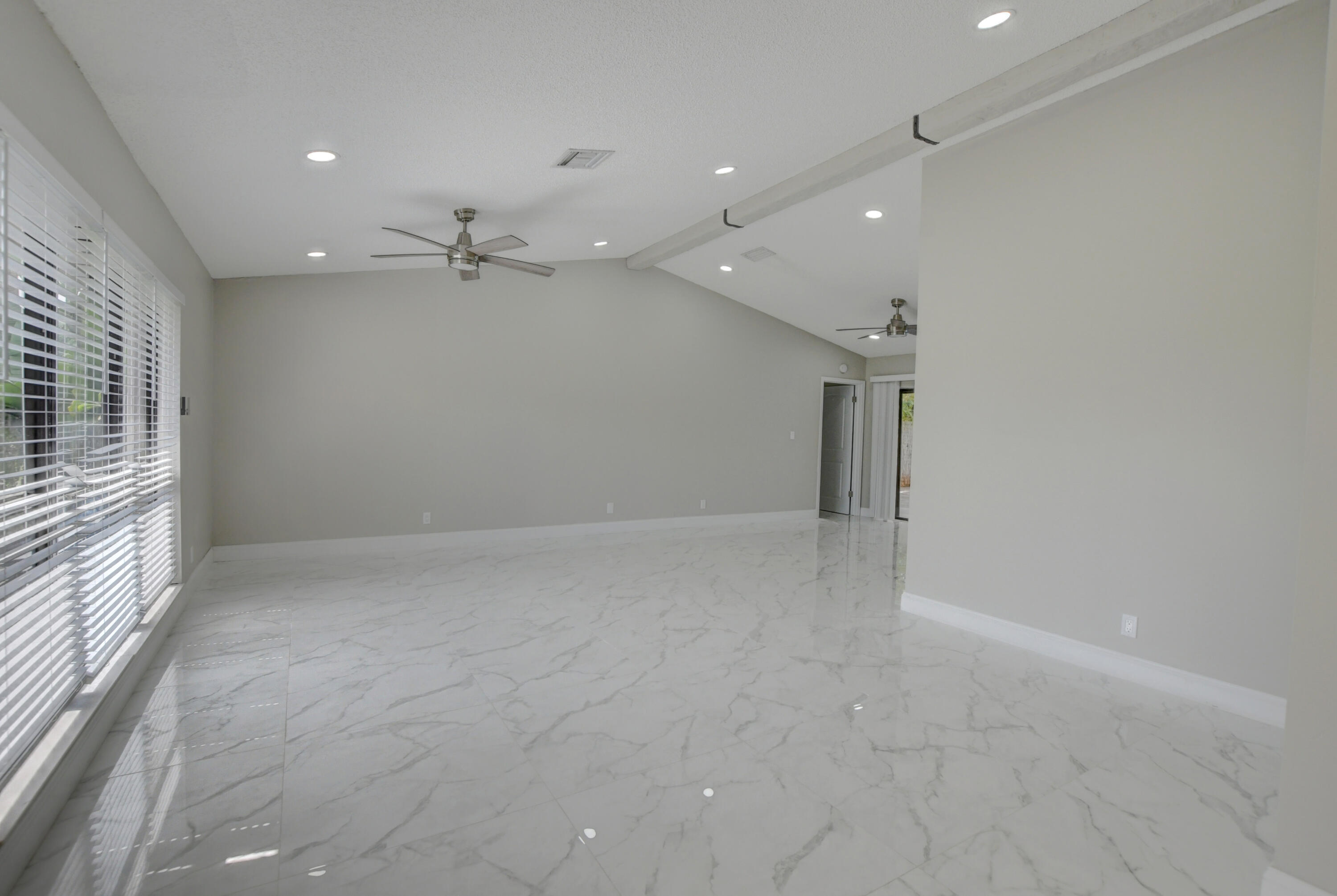 1401 Northwest 14th Avenue Boca Raton, FL 33486 - Photo 3 of 41 L8ving Room