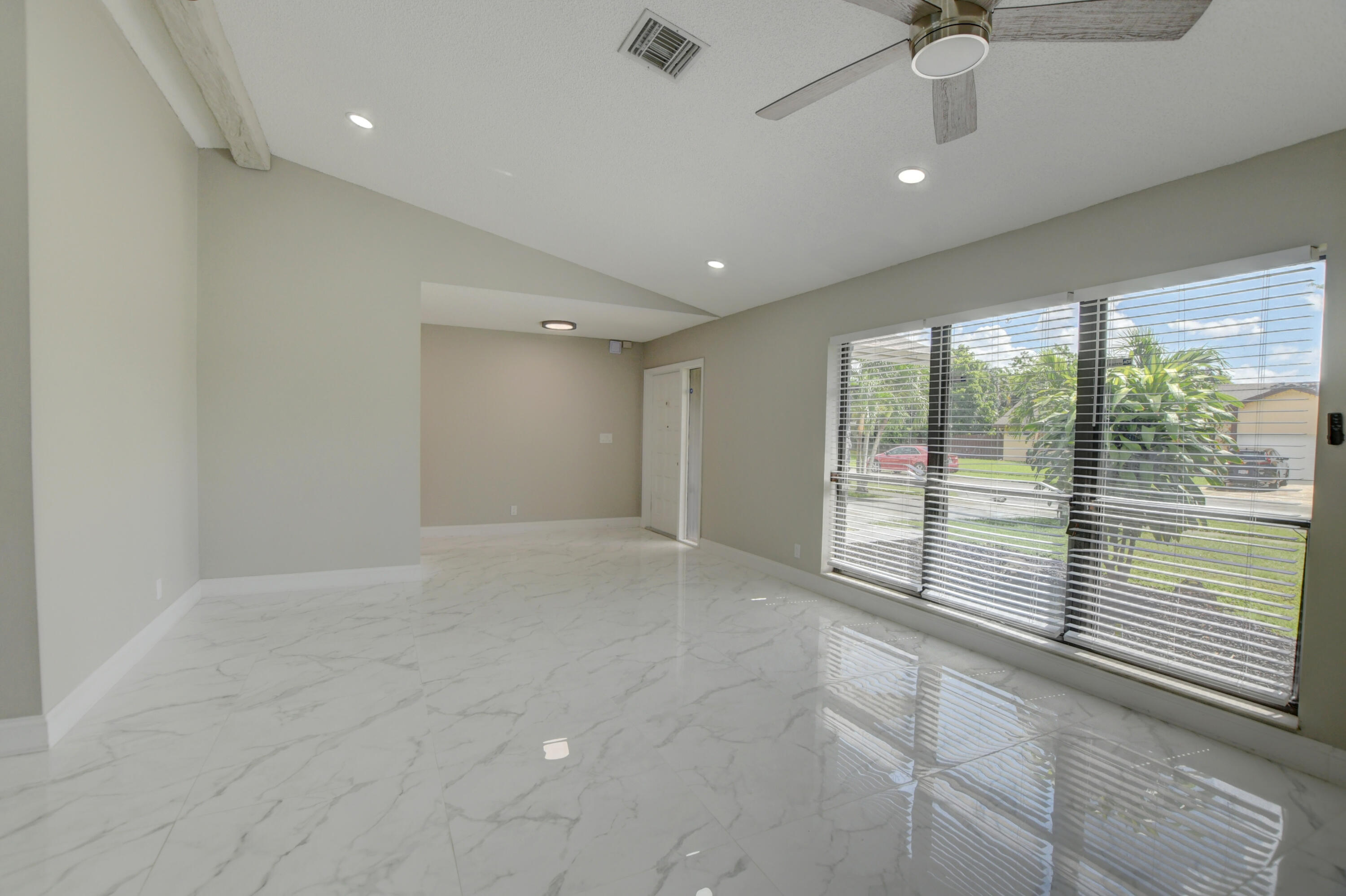 1401 Northwest 14th Avenue Boca Raton, FL 33486 - Photo 5 of 41 Living Room