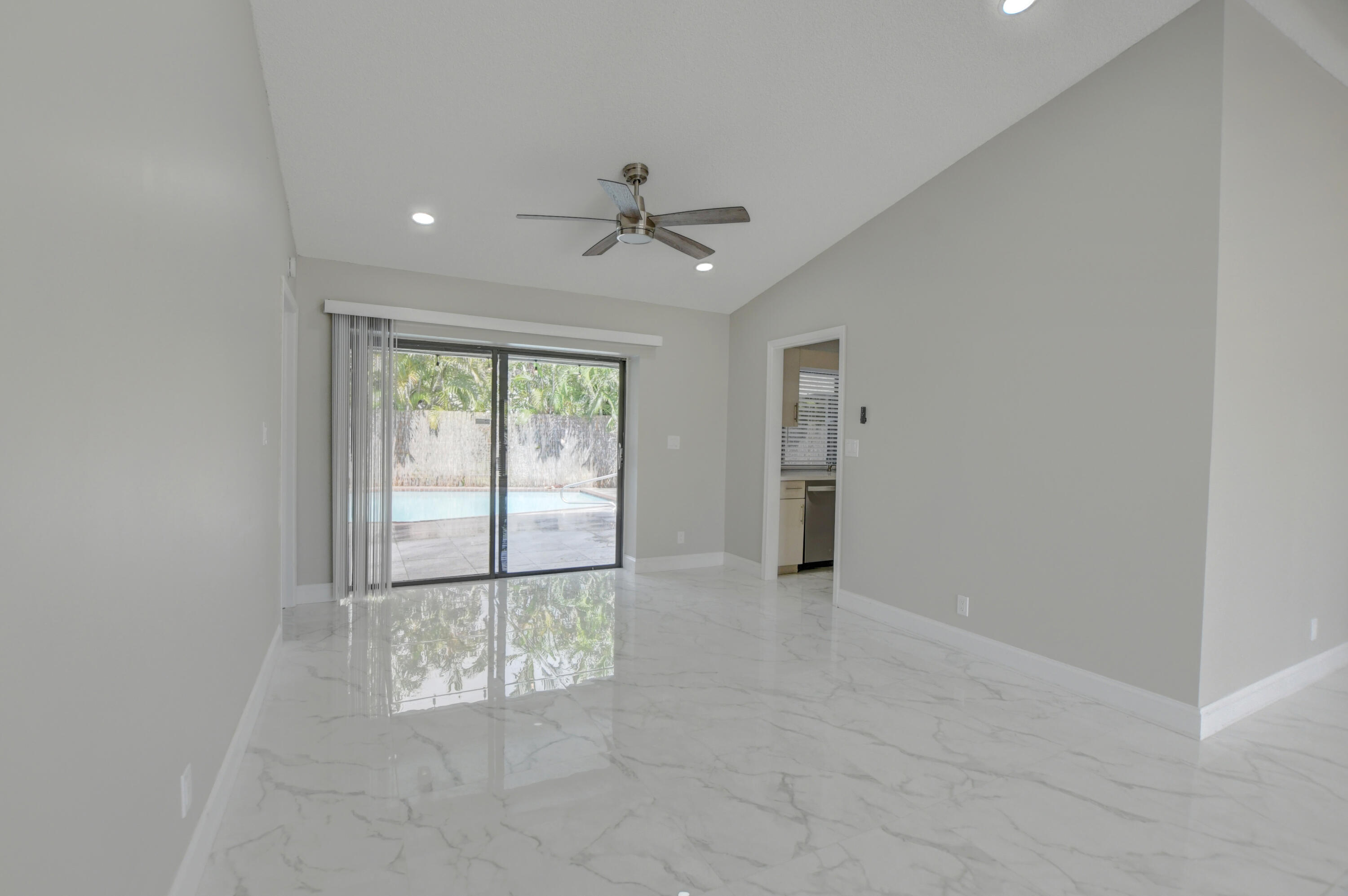 1401 Northwest 14th Avenue Boca Raton, FL 33486 - Photo 6 of 41 Dining Area