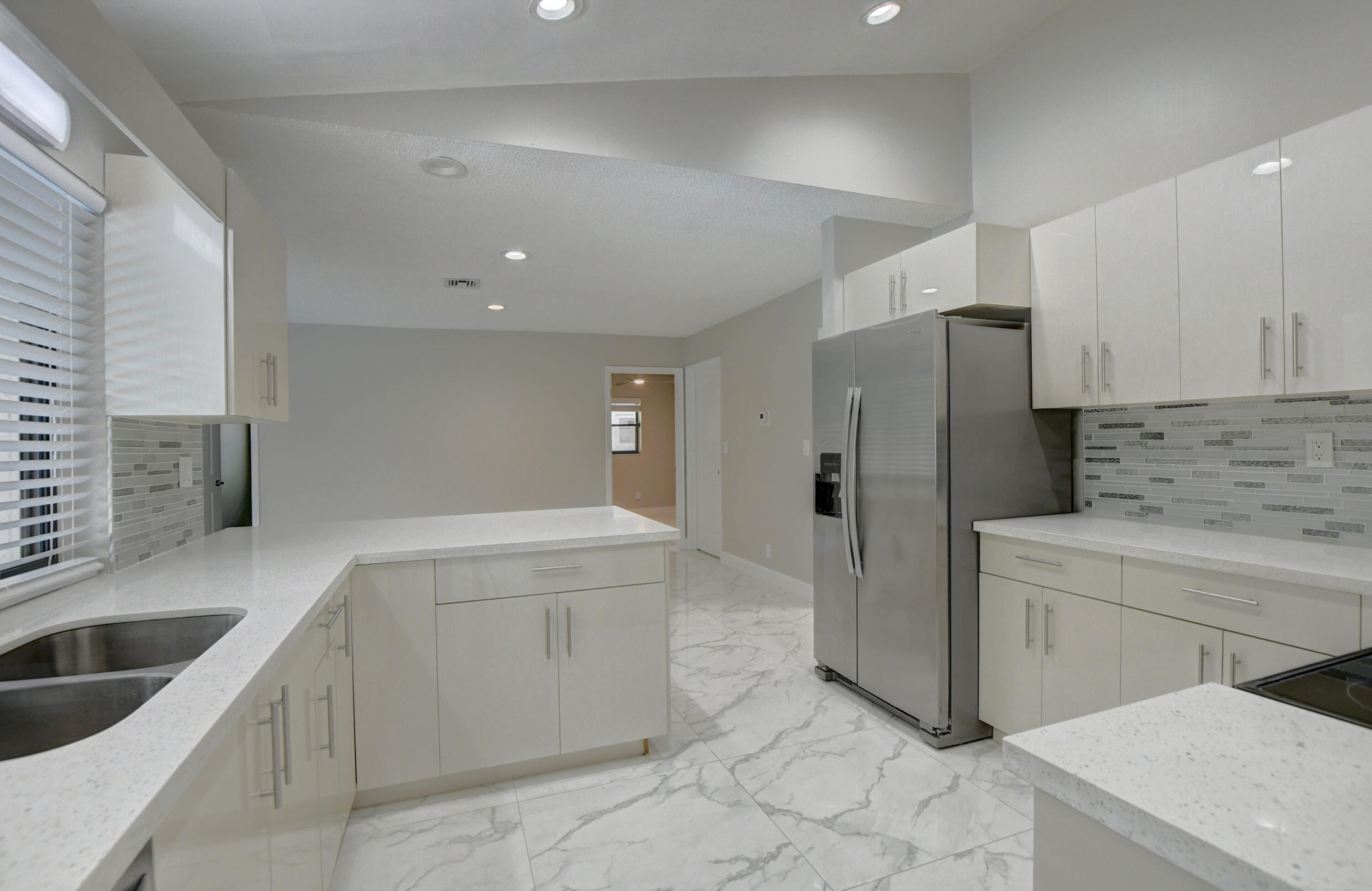 1401 Northwest 14th Avenue Boca Raton, FL 33486 - Photo 8 of 41 Modern Kitchen
